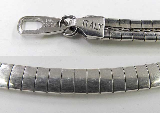 750WG ITALY刻印ネックレス